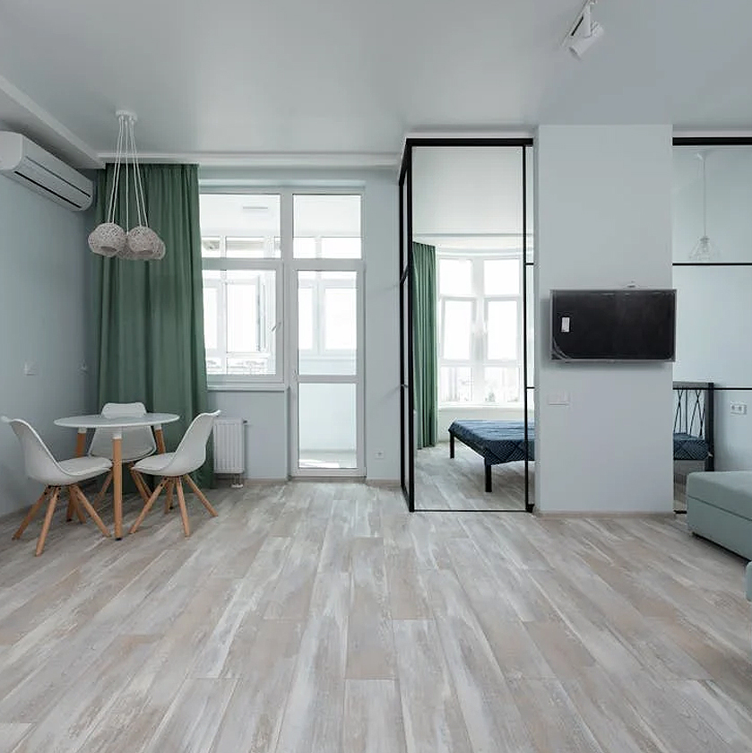 Choosing the Perfect Flooring Option for High-Traffic Areas in Your Home and Commercial Spaces